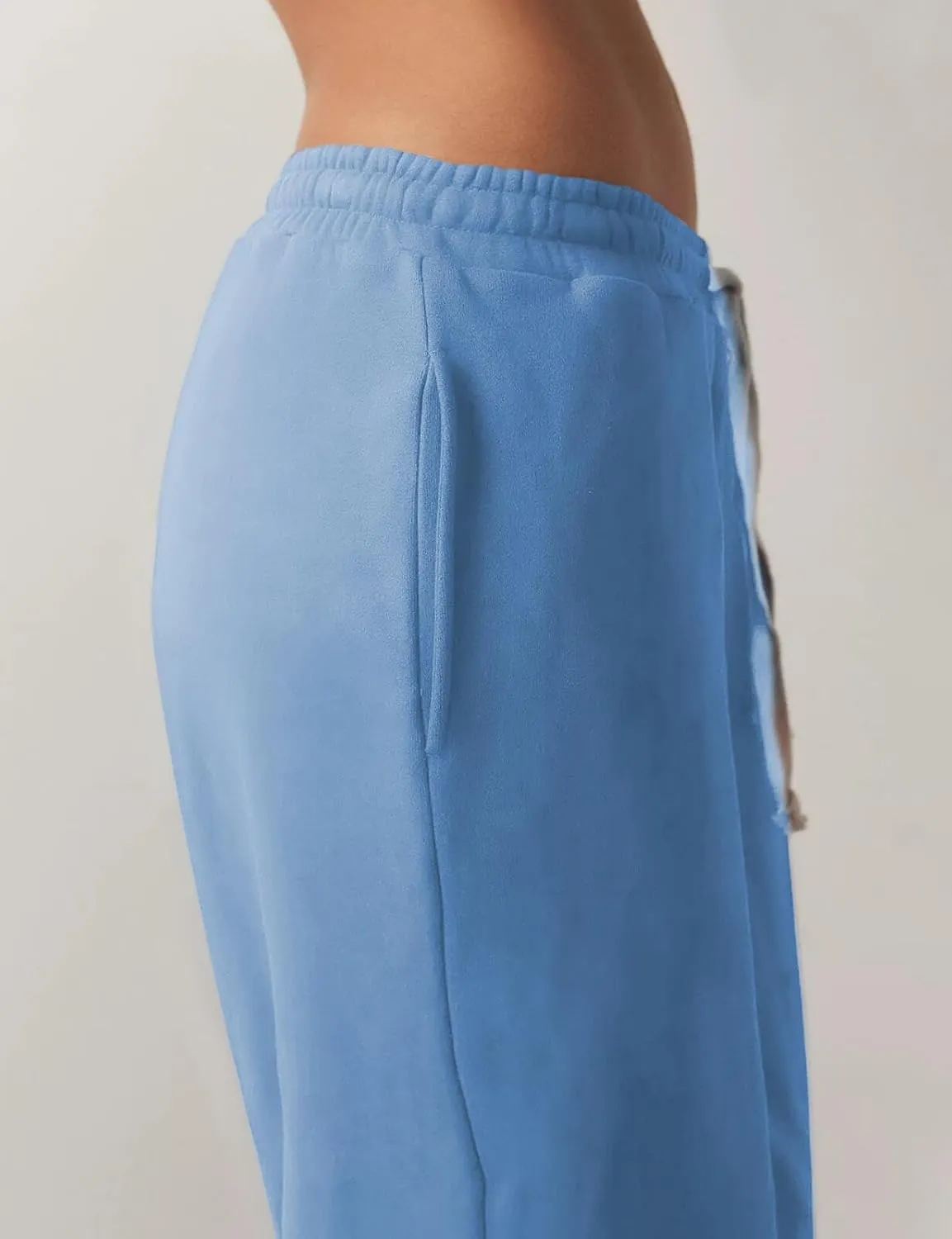 HeSaYep Sweatpants for Women Baggy Drawstring Waisted Cinch Bottom Casual Loose Sweat Pants with Pockets